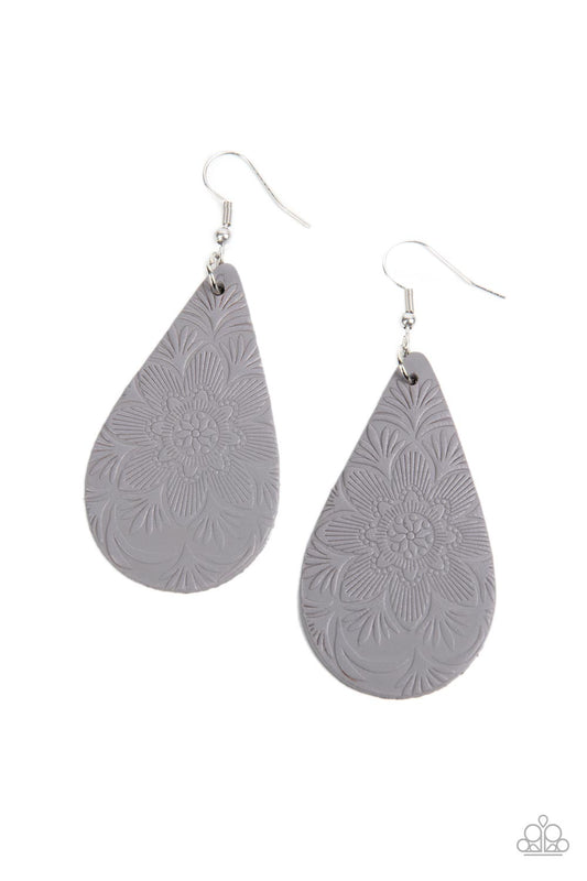 Subtropical Seasons - Silver - Paparazzi Accessories