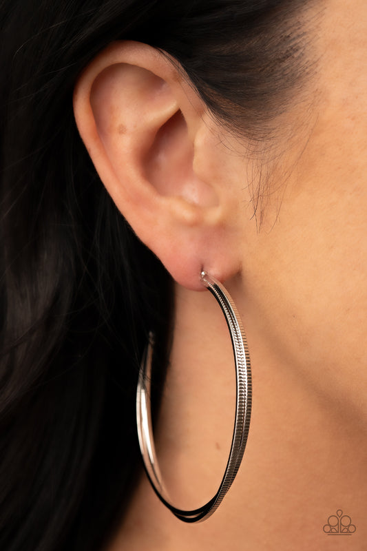 Monochromatic Curves - Silver - Paparazzi Accessories
