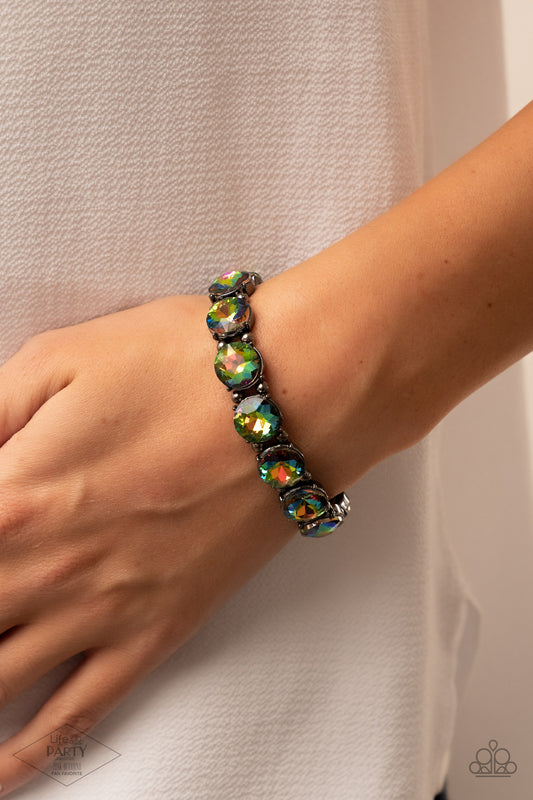 Glitzy Glamorous - Multi - Paparazzi Accessories