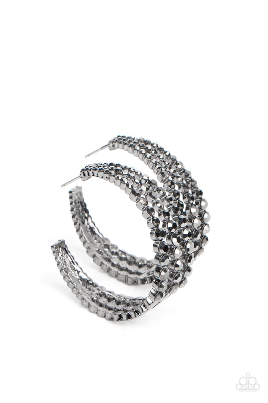 Cosmopolitan Cool - Black - Paparazzi Accessories