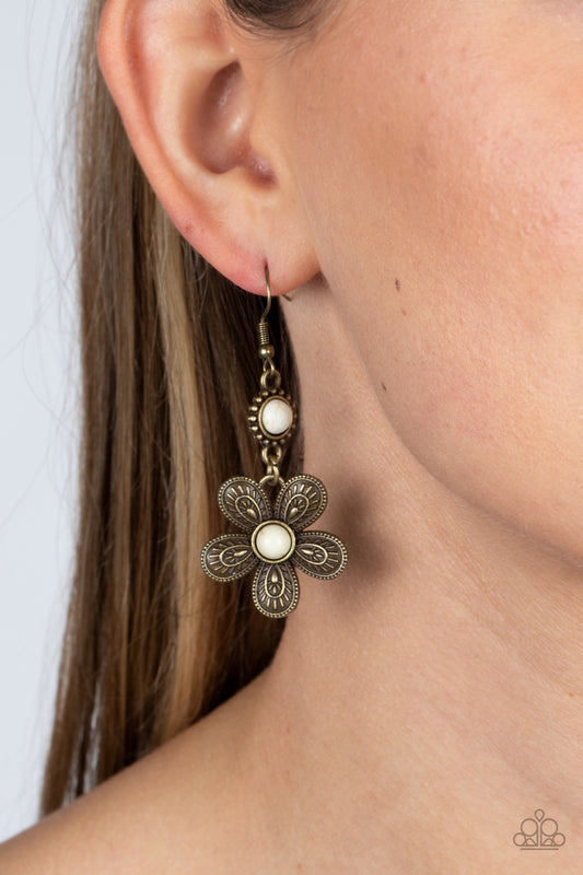 Free-Spirited Flourish - Brass - Paparazzi Accessories