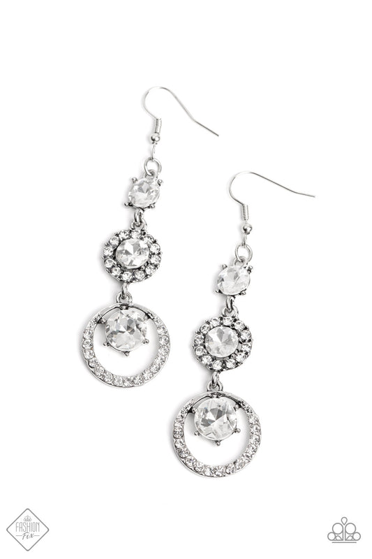 Enchanting Effulgence - White - Paparazzi Accessories