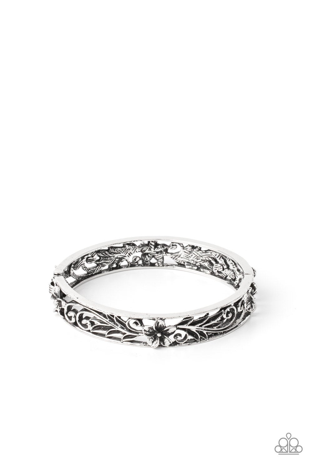 Hawaiian Essence - Silver - Paparazzi Accessories