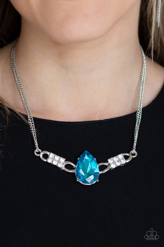 Way To Make An Entrance - Blue - Paparazzi Accessories